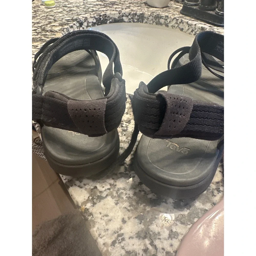 Teva Sanborn Universal Black Strappy Athletic Hiking Sandals Women 10 1015161